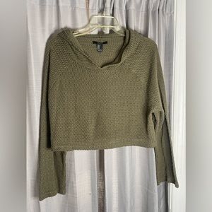 Green forever 21 cropped hoodie size M